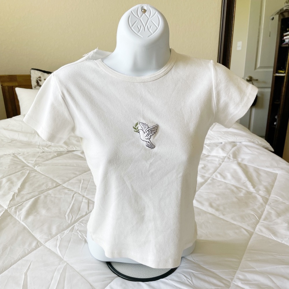 Brandy Melville Rare Dove Top 🫖